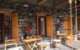Sno House In Kazbeg