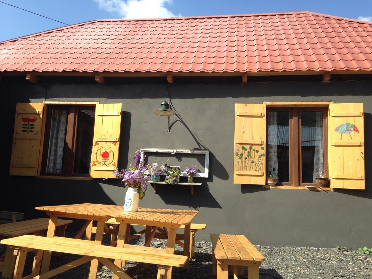 Отель Sno House In Kazbeg Экстерьер фото